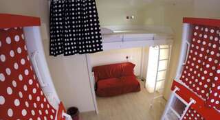 Гостиница Хостел Hostelberry Москва Двуспальная кровать в общем пятиместном номере для мужчин/женщин-5
